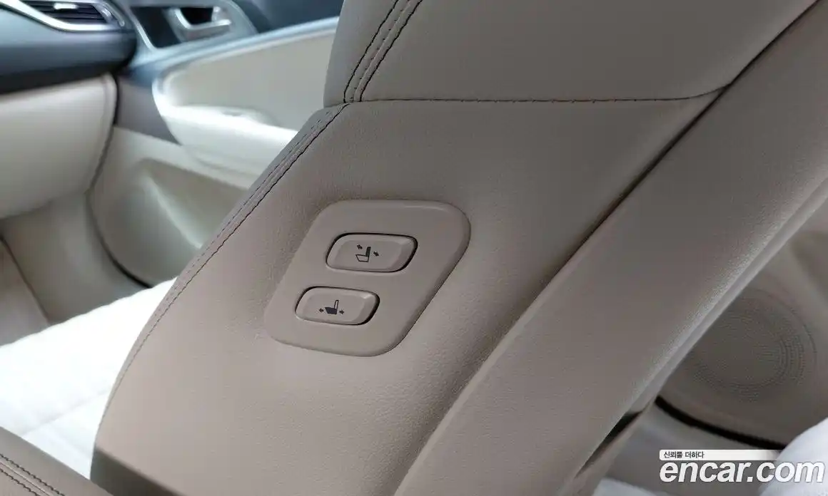 Genesis G70 2022 2.0 автомат (гидро), фото 28