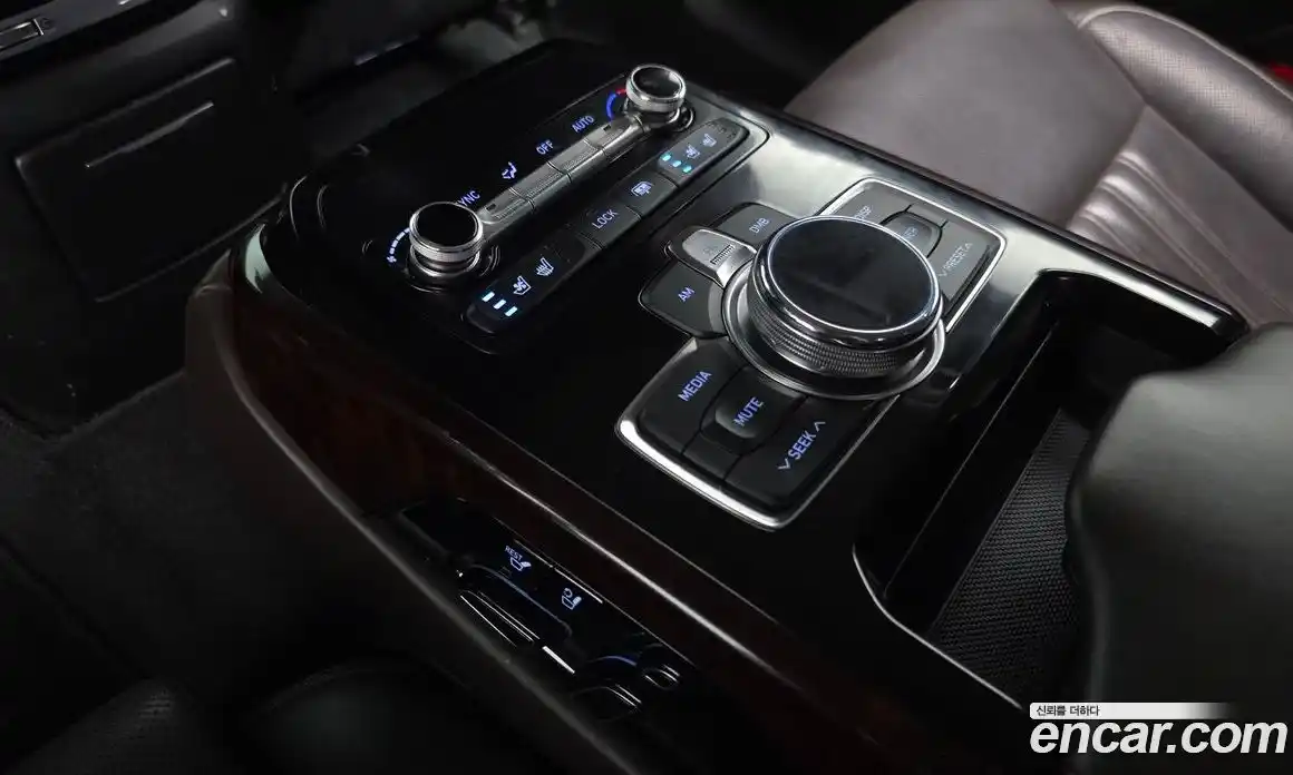 Genesis EQ900 2016 3.8 автомат (гидро), фото 17