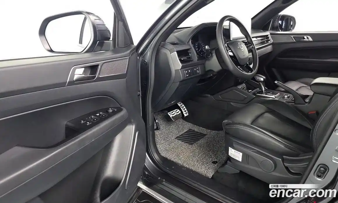 SsangYong Rexton 2024 2.2 автомат (гидро), фото 13