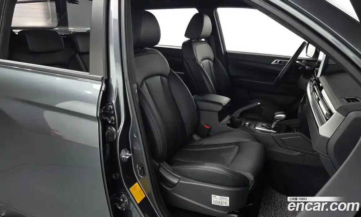 SsangYong Rexton 2024 2.2 автомат (гидро), фото 16