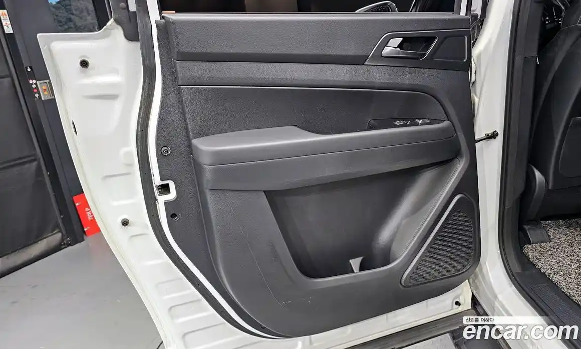 SsangYong Rexton 2022 2.2 автомат (гидро), фото 15