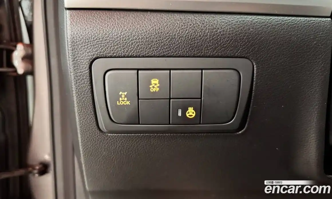 SsangYong Korando 2013 2.0 автомат (гидро), фото 19