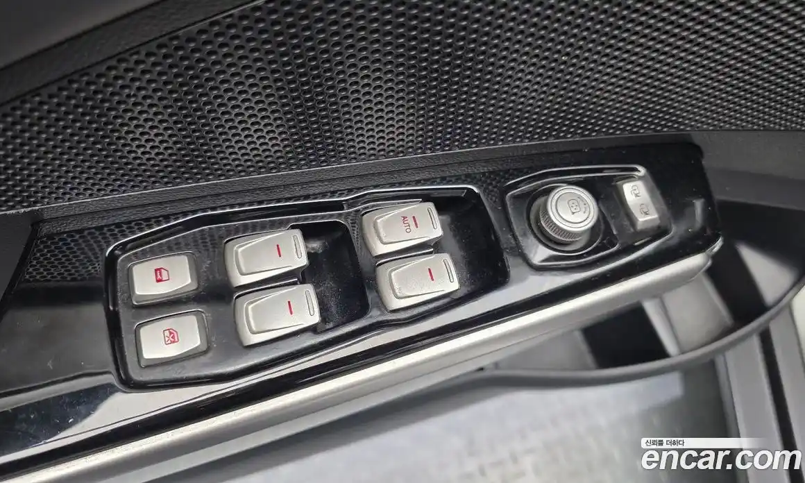 SsangYong TIBOLI 2015 1.6 автомат (гидро), фото 14