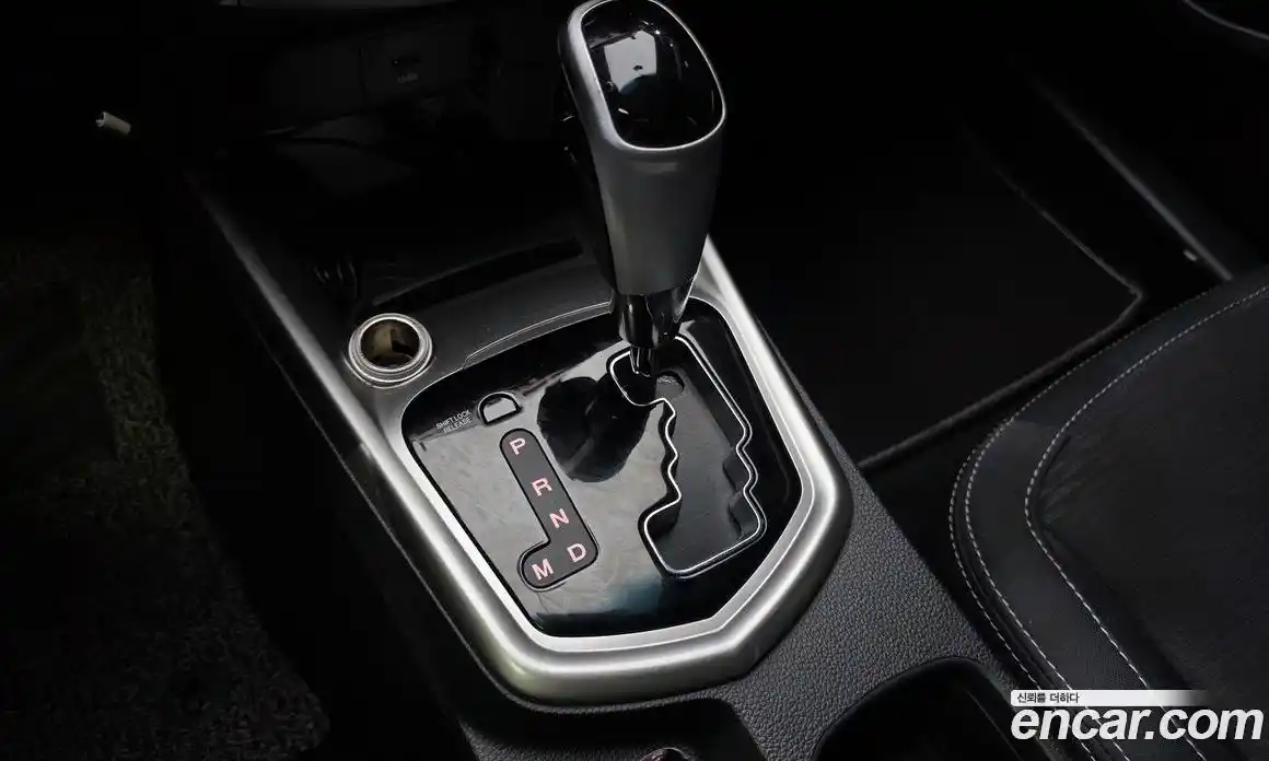 SsangYong TIBOLI 2015 1.6 автомат (гидро), фото 9