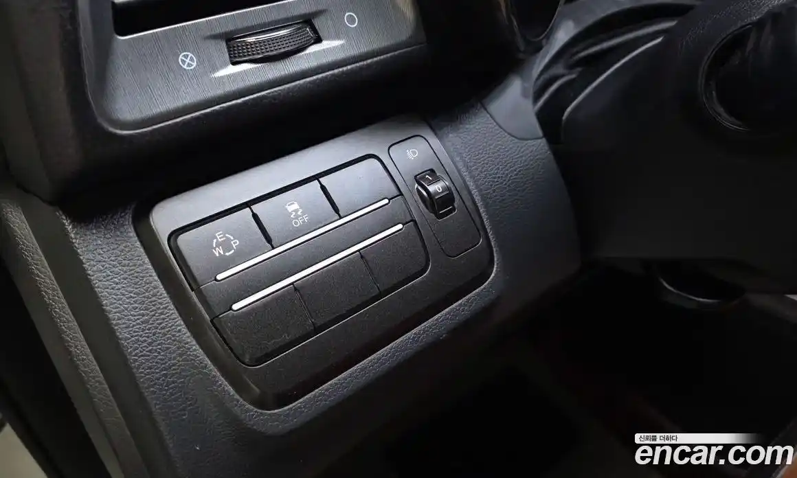 SsangYong TIBOLI 2017 1.6 автомат (гидро), фото 30