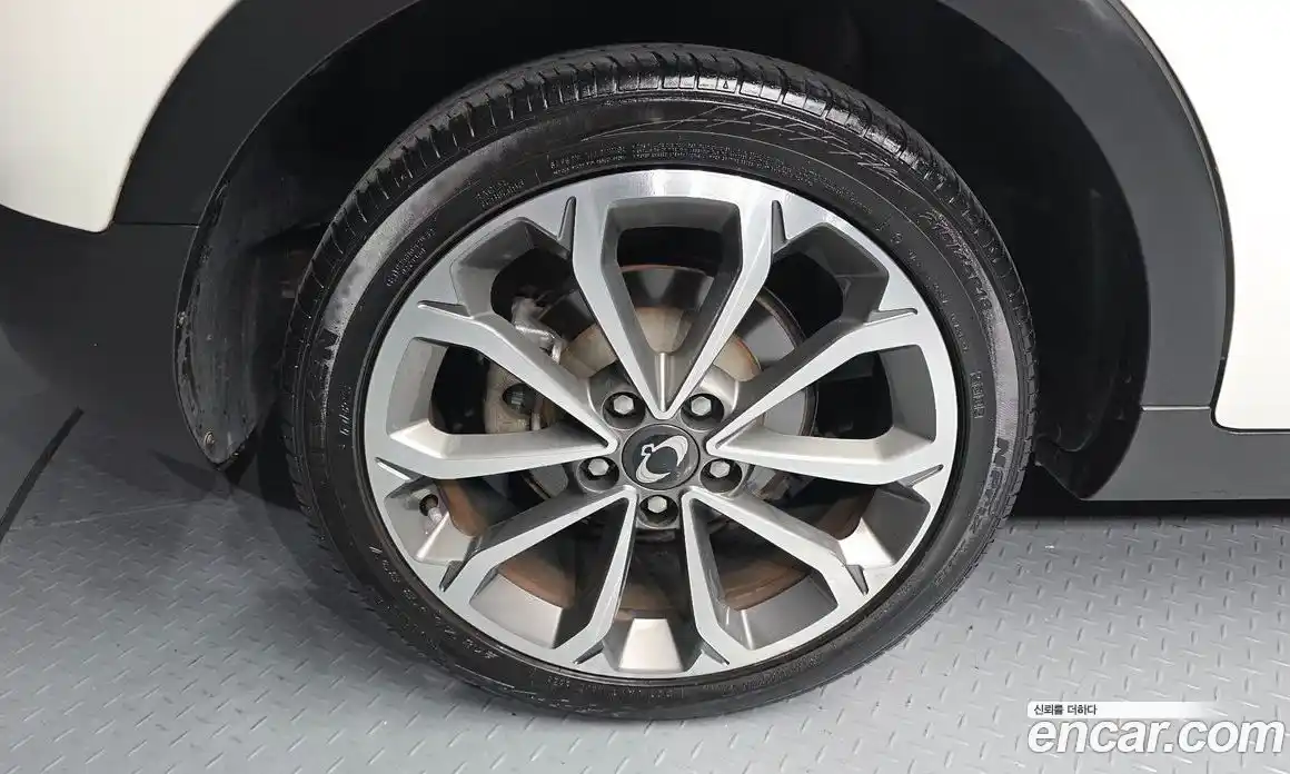SsangYong TIBOLI 2017 1.6 автомат (гидро), фото 5