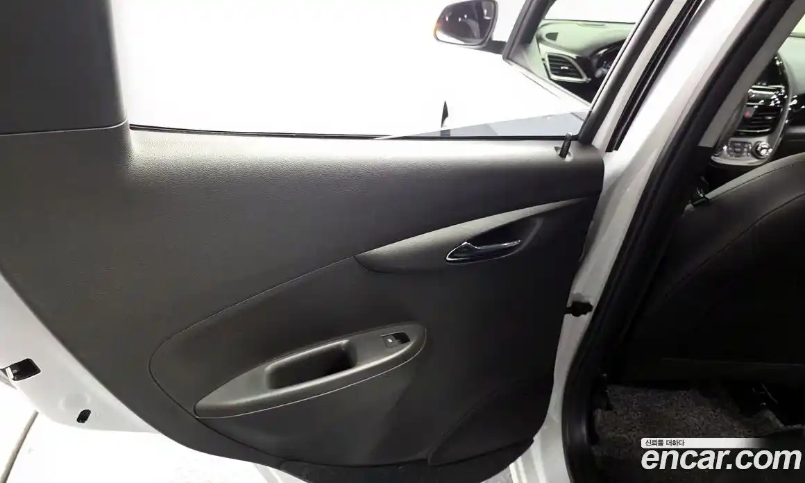 Chevrolet Spark 2020 1.0 автомат (гидро), фото 15