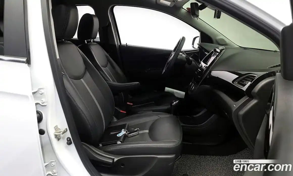 Chevrolet Spark 2020 1.0 автомат (гидро), фото 16