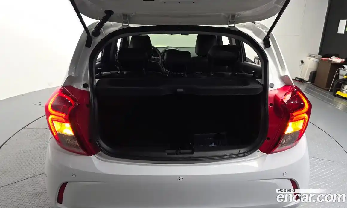 Chevrolet Spark 2020 1.0 автомат (гидро), фото 29