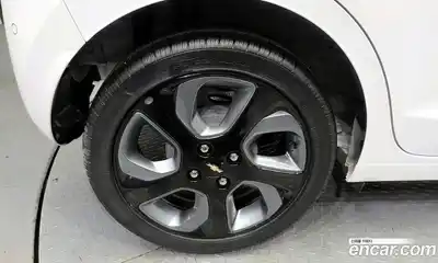 Chevrolet Spark 2020 1.0 автомат (гидро), миниатюра 5