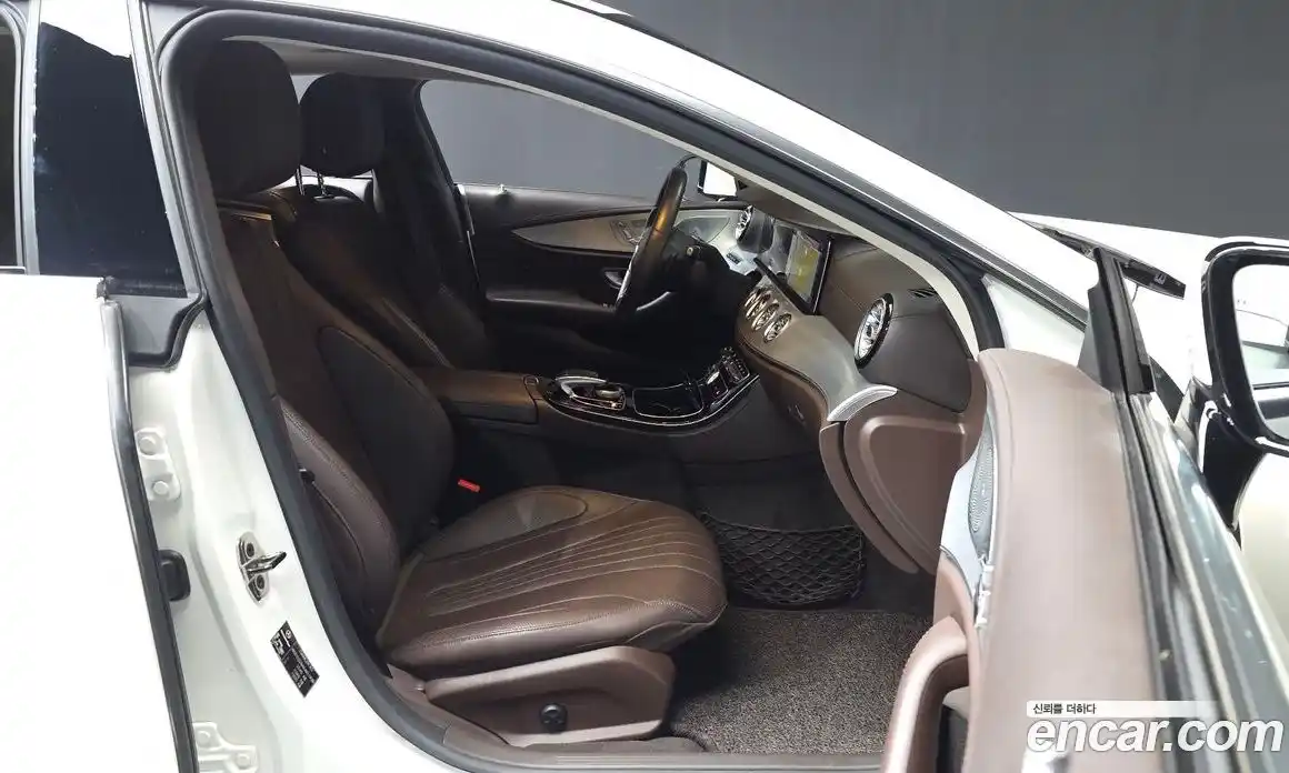 Mercedes-Benz CLS-Class 2018 2.9 гидро, фото 17 Mercedes-Benz CLS-Class 2018 2.9 гидро, фото 17