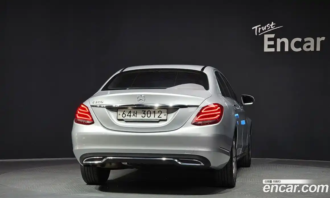 Mercedes-Benz C-Class 2014 2.0 автомат (гидро), фото 4 Mercedes-Benz C-Class 2014 2.0 автомат (гидро), фото 4