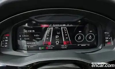Audi RSQ8 2021 4.0 автомат (гидро), миниатюра 11