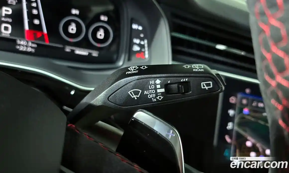 Audi RSQ8 2021 4.0 автомат (гидро), фото 29