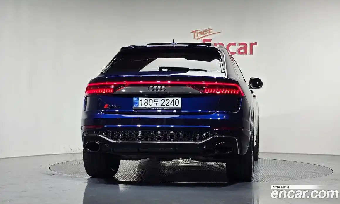 Audi RSQ8 2021 4.0 автомат (гидро), фото 4