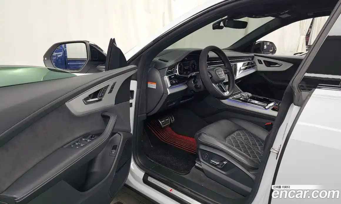 Audi Q8 2023 3.0 автомат (гидро), фото 13