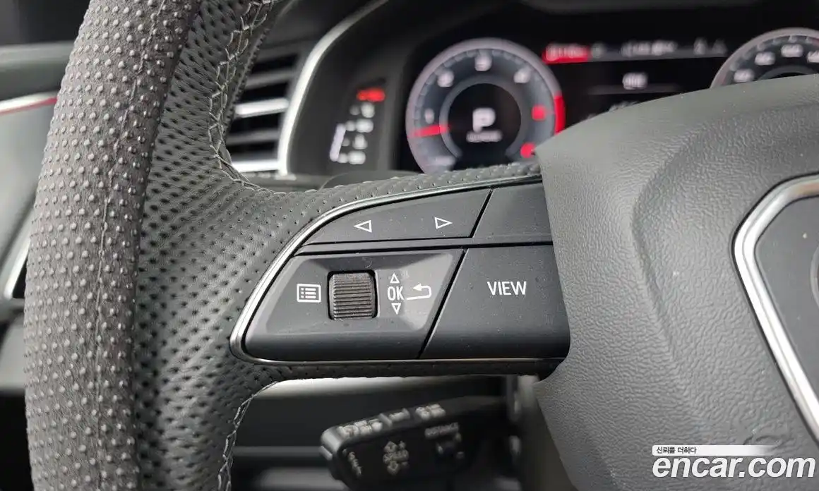 Audi Q8 2023 3.0 автомат (гидро), фото 16