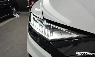 Audi Q8 2023 3.0 автомат (гидро), миниатюра 8