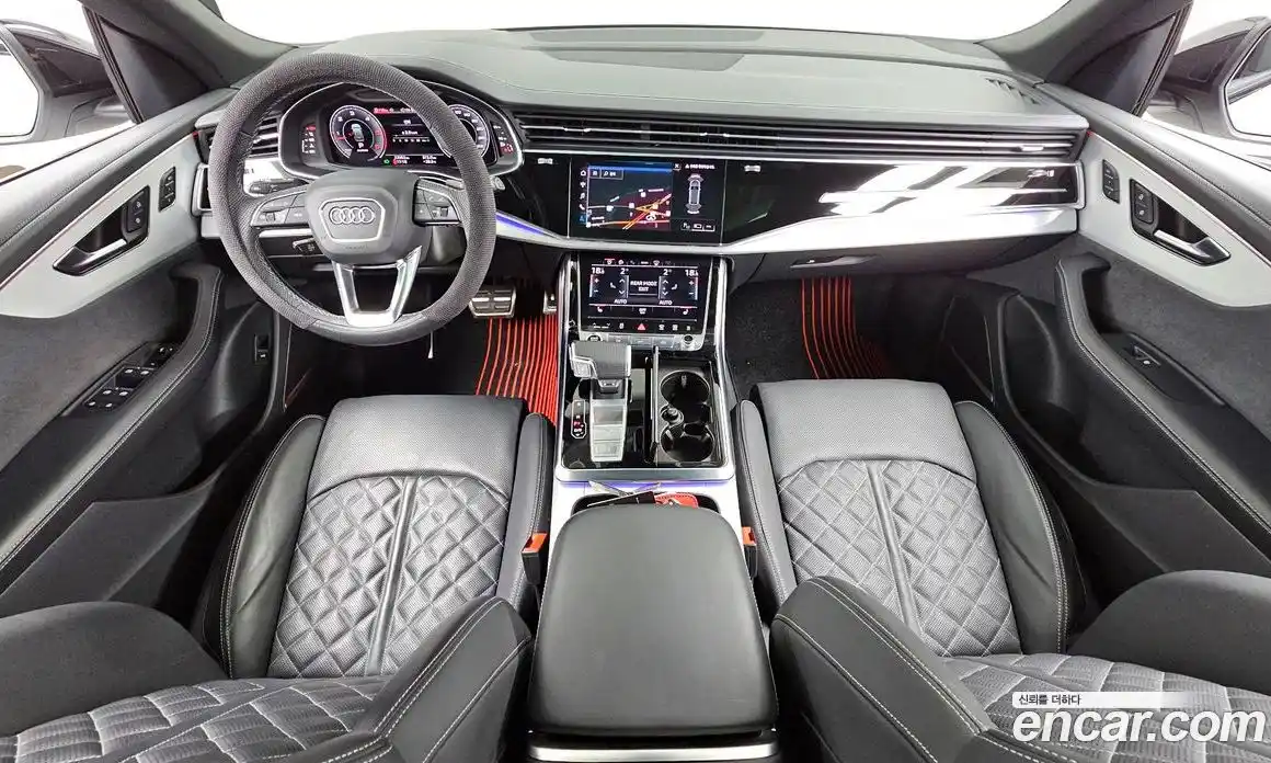 Audi Q8 2023 3.0 автомат (гидро), фото 10