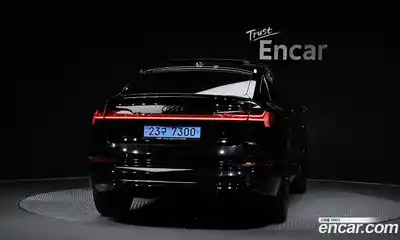 Audi e-tron 2021 0.2 автомат (гидро), миниатюра 4