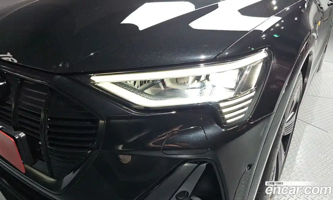 Audi e-tron 2021 0.2 автомат (гидро), фото 8