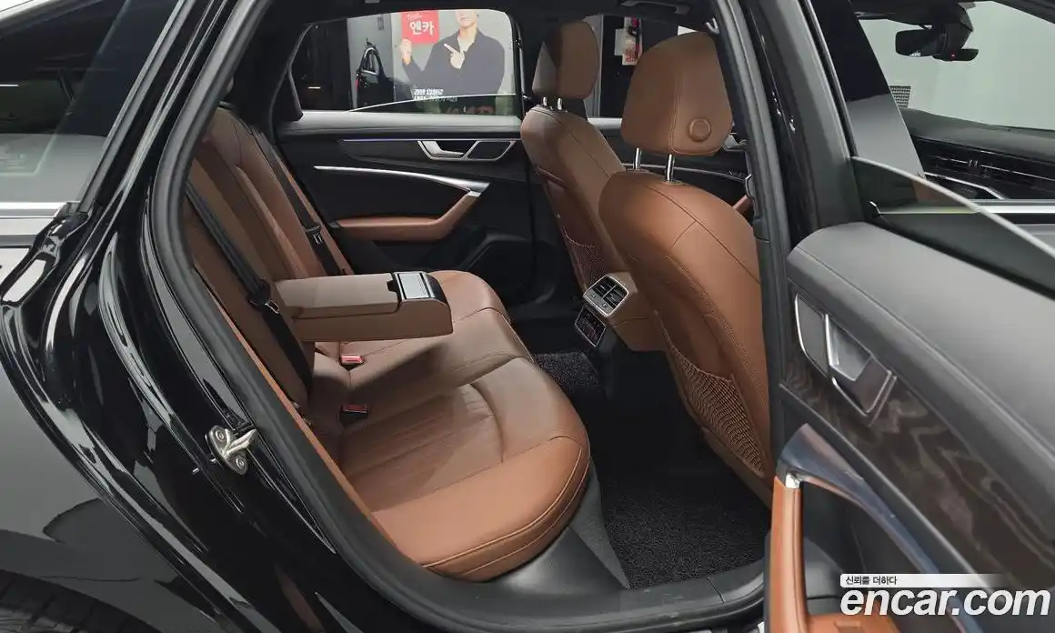 Audi A6 2022 2.0 автомат (гидро), фото 17
