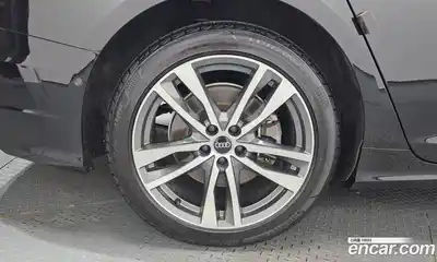 Audi A6 2022 2.0 автомат (гидро), миниатюра 6