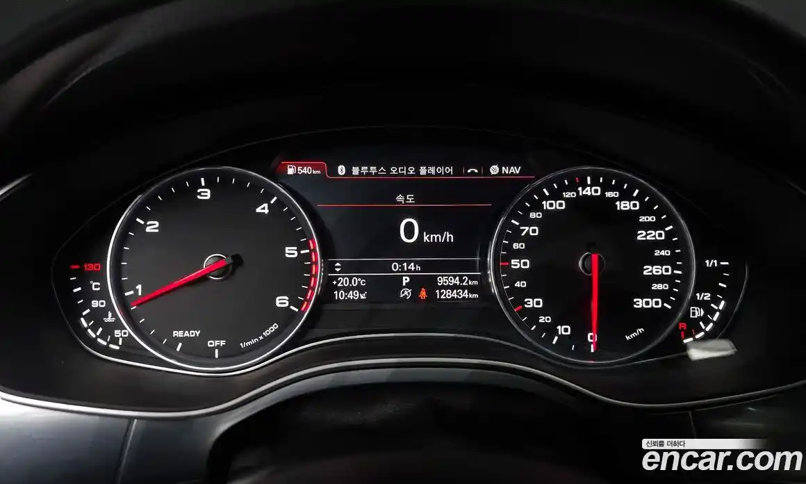 Audi A6 2018 2.0 автомат (гидро), фото 11
