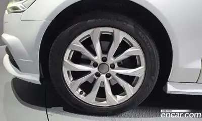 Audi A6 2018 2.0 автомат (гидро), миниатюра 5