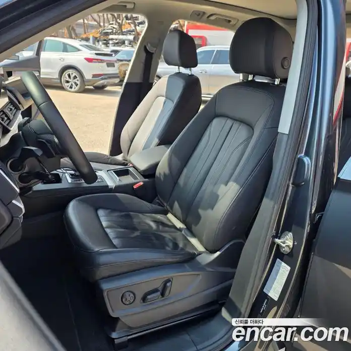 Audi Q5 2022 2.0 автомат (гидро), фото 9