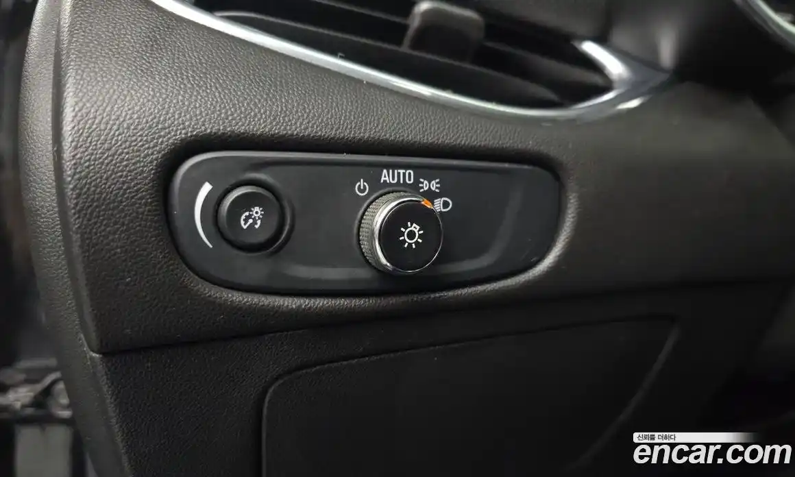 Chevrolet Malibu 2017 2.0 автомат (гидро), фото 14