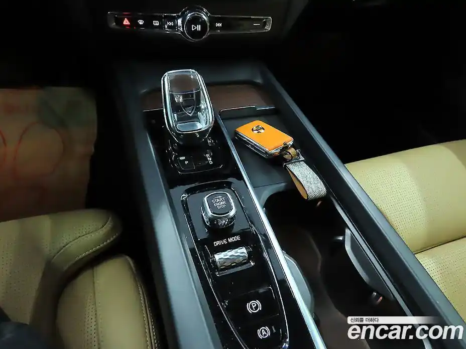 Volvo S60 2021 2.0 автомат (гидро), фото 14