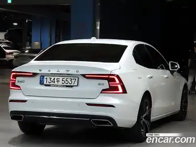 Volvo S60 2021 2.0 автомат (гидро), миниатюра 4