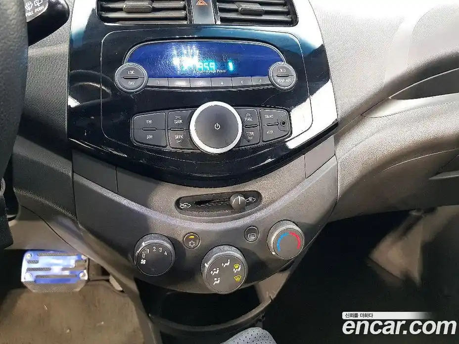 Chevrolet Spark 2012 1.0 автомат (гидро), фото 13