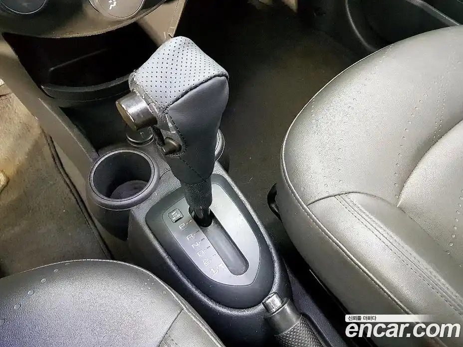 Chevrolet Spark 2012 1.0 автомат (гидро), фото 14