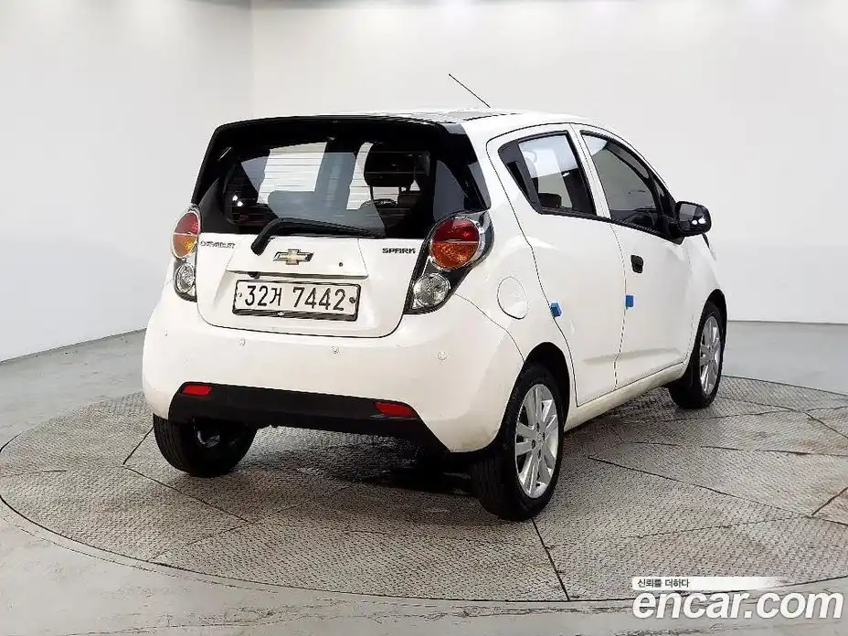 Chevrolet Spark 2012 1.0 автомат (гидро), фото 4