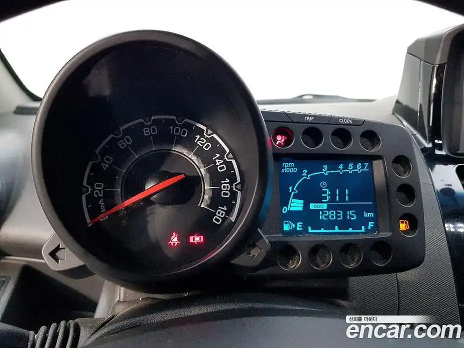 Chevrolet Spark 2012 1.0 автомат (гидро), фото 7