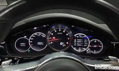 Porsche Panamera 2019 4.0 автомат (гидро), миниатюра 8