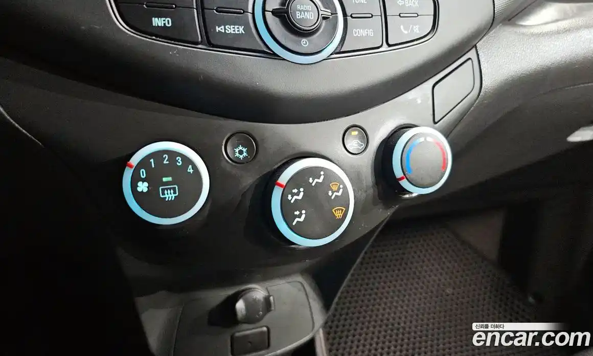 Chevrolet Spark 2013 1.0 автомат (гидро), фото 15