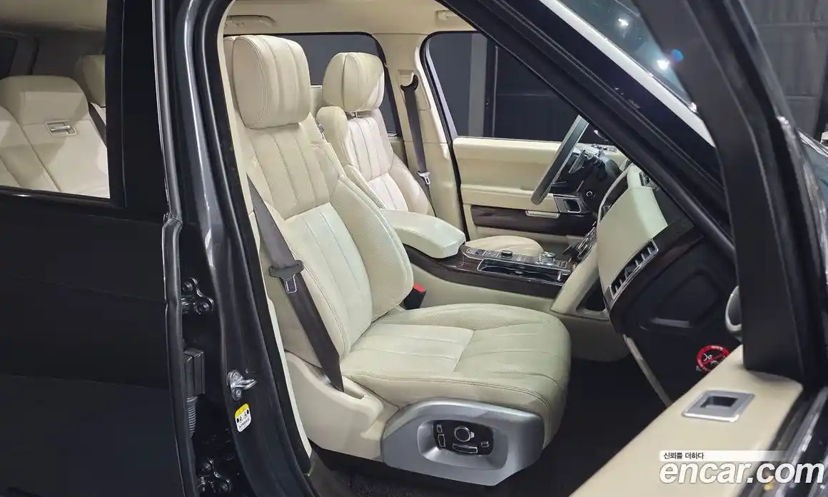 Land Rover Range Rover 2017 4.4 автомат (гидро), фото 12