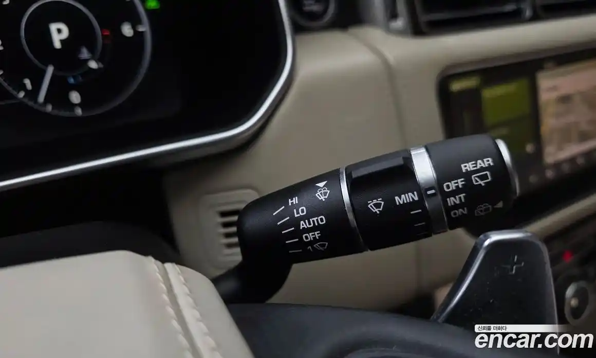 Land Rover Range Rover 2017 4.4 автомат (гидро), фото 15
