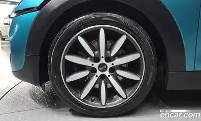 Mini Cooper Convertible 2020 2.0 автомат (гидро), миниатюра 5