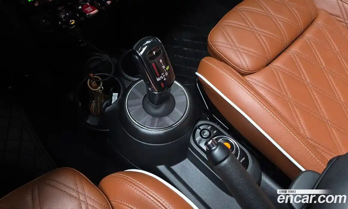 Mini Cooper Convertible 2020 2.0 автомат (гидро), фото 9