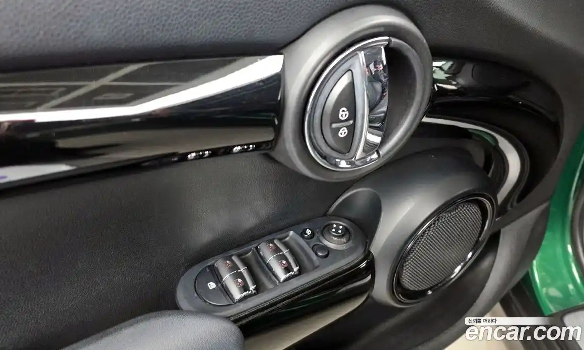 Mini Cooper 2021 1.5 автомат (гидро), фото 29