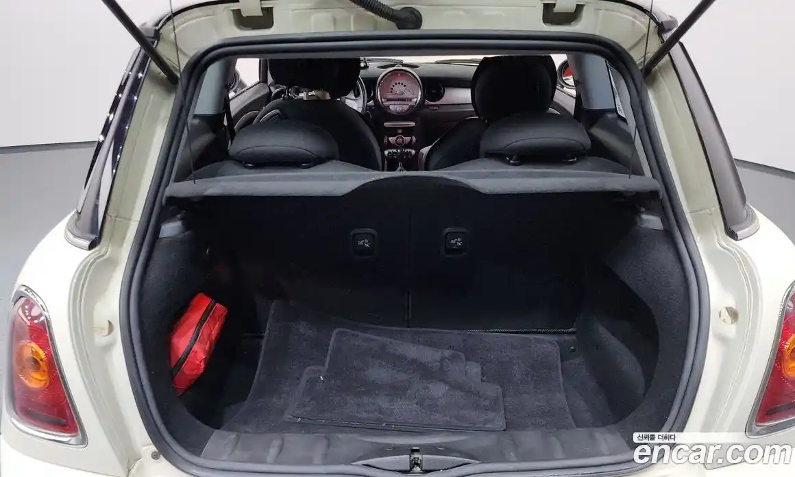 Mini Cooper 2009 1.6 автомат (гидро), фото 16