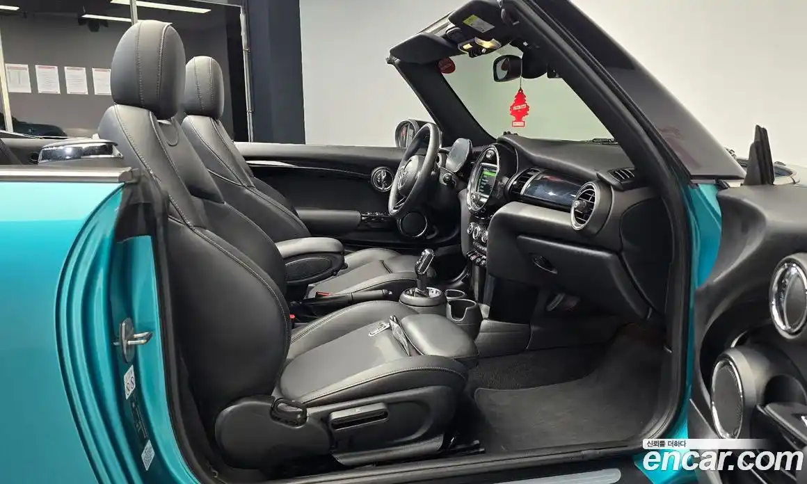 Mini Cooper Convertible 2020 1.5 автомат (гидро), фото 16