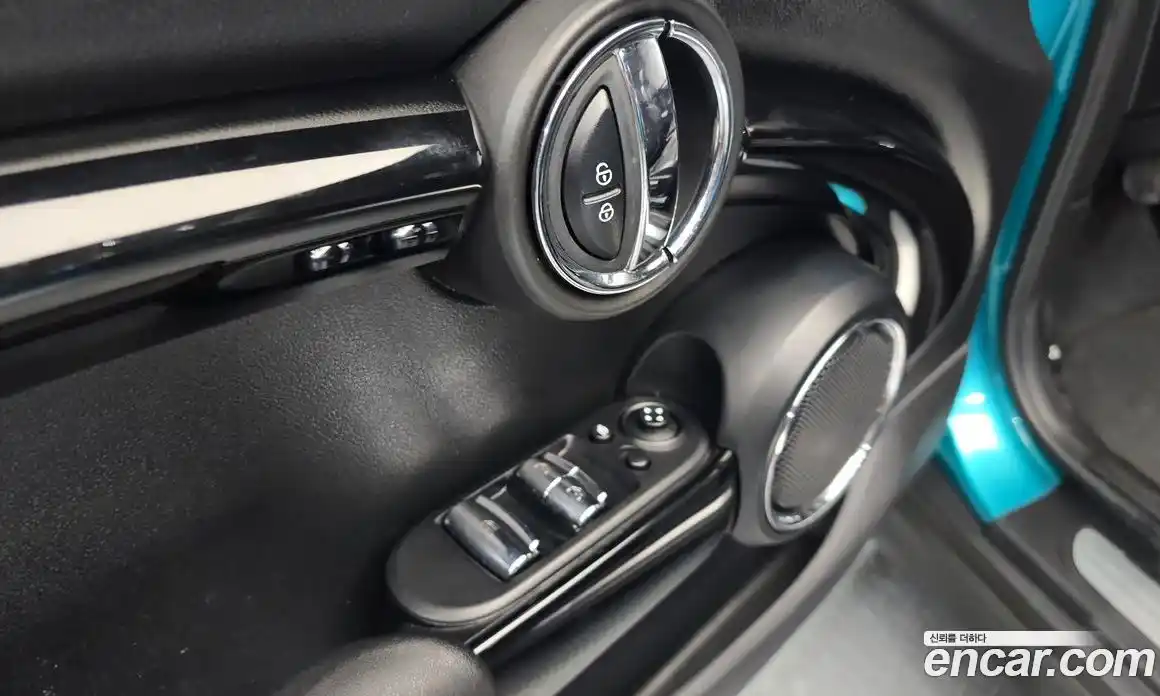 Mini Cooper Convertible 2020 1.5 автомат (гидро), фото 29