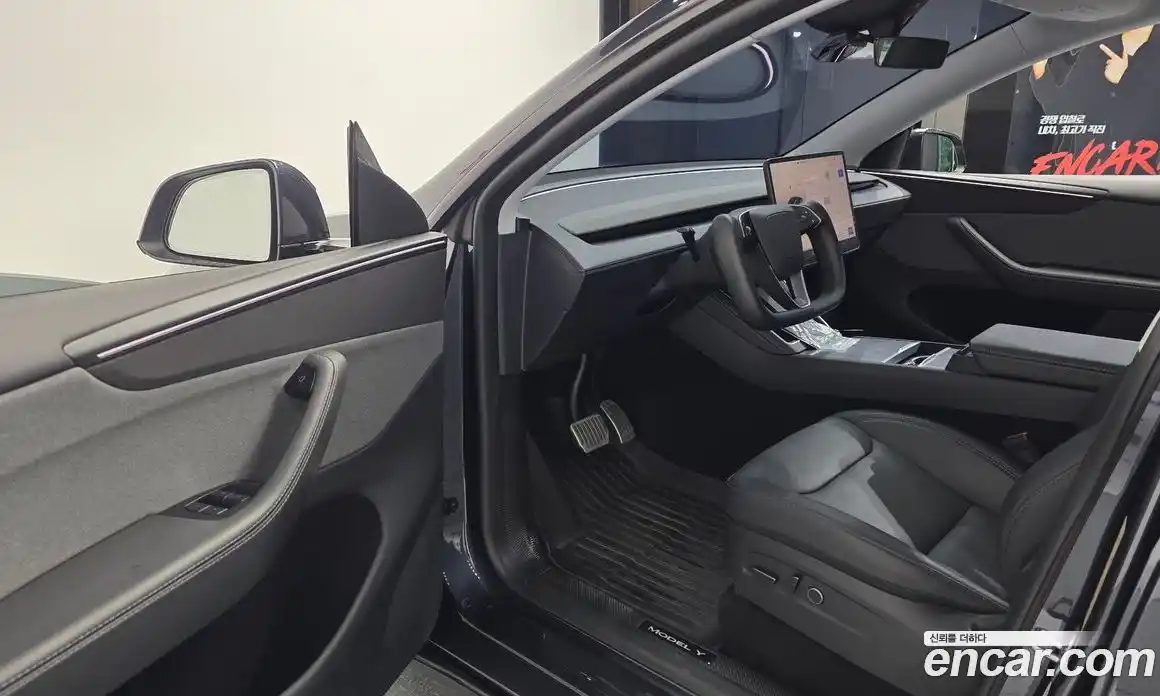 Tesla Model Y 2025 0.2 гидро, фото 13