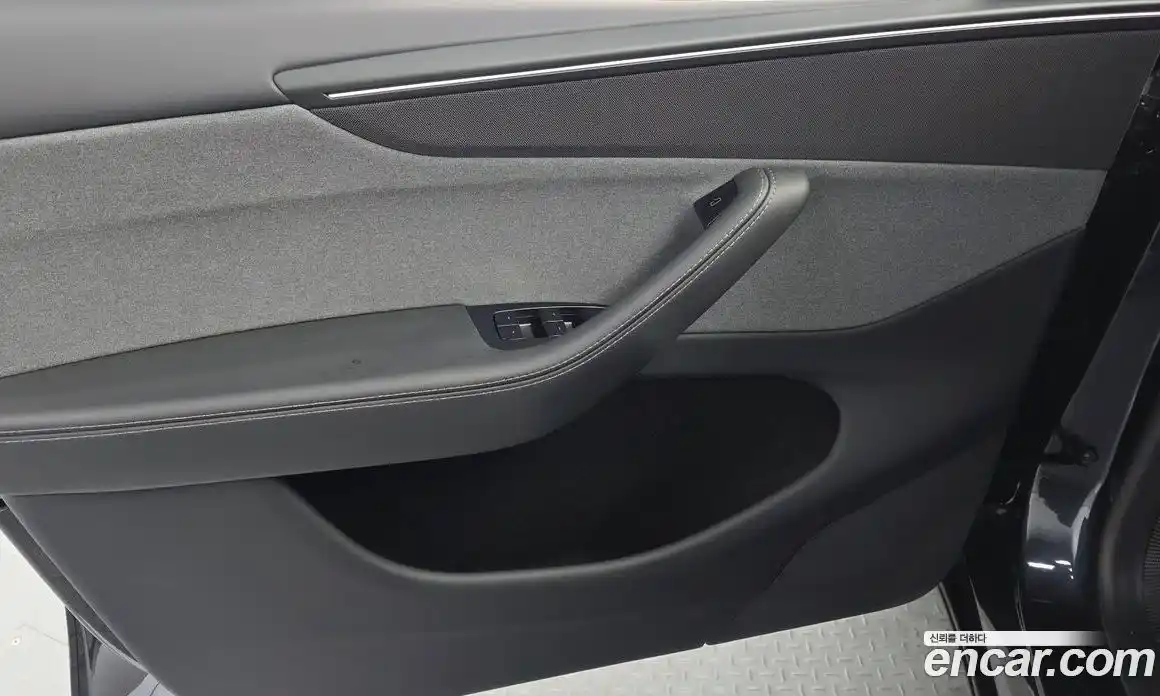 Tesla Model Y 2025 0.2 гидро, фото 15