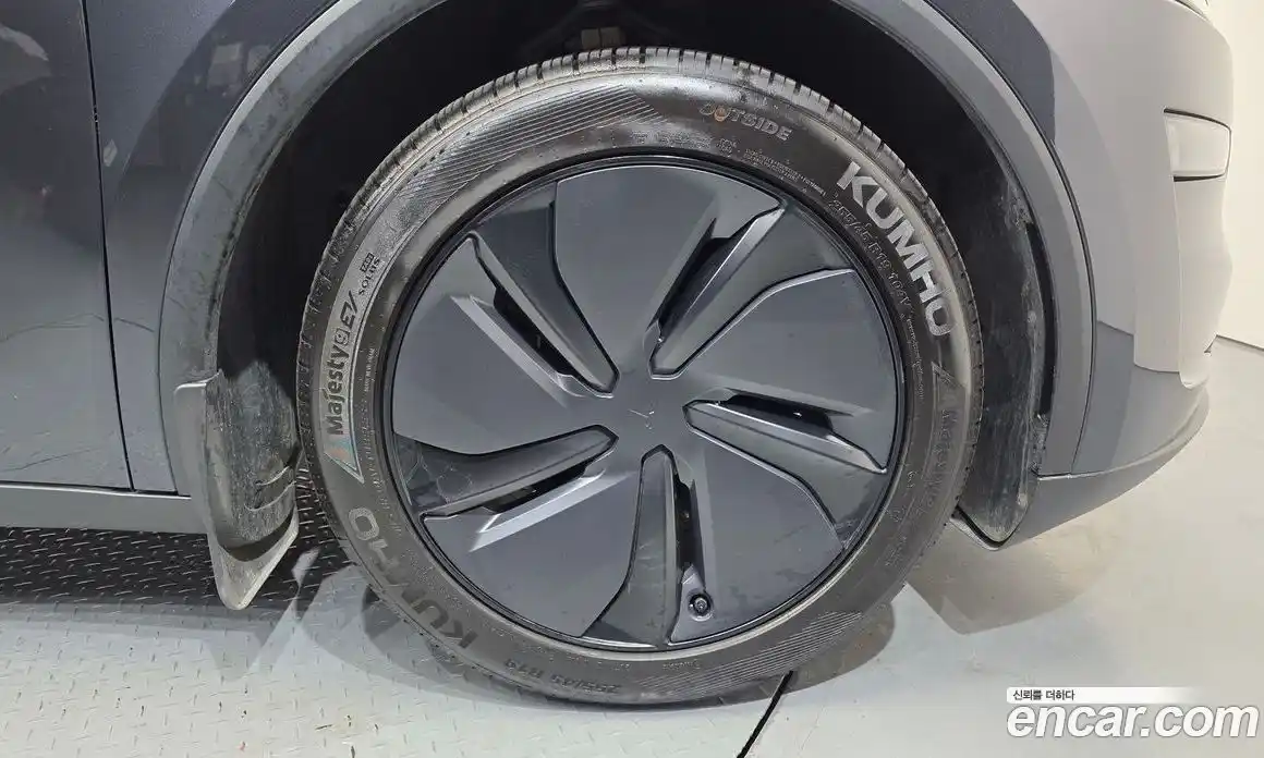 Tesla Model Y 2025 0.2 гидро, фото 5
